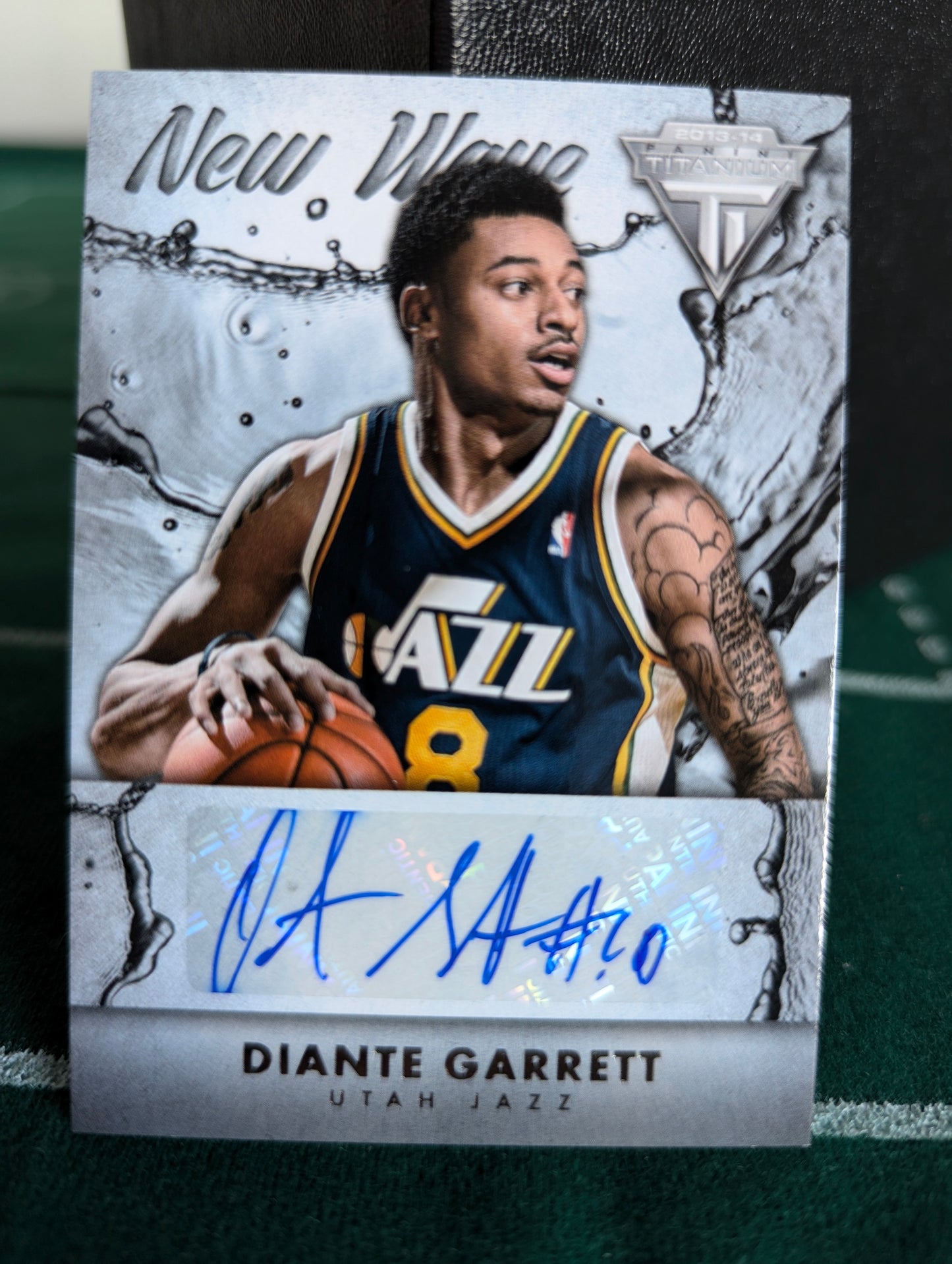 2013-2014 Panini Titanium DIANTE GARRETT #68 New Wave ROOKIE AUTO - UTAH JAZZ