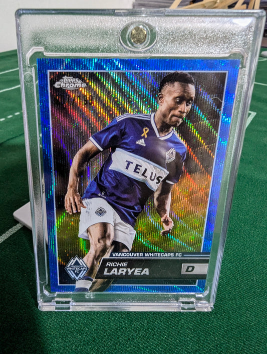 Richie Laryea /199 Topps Chrome MLS 2023 Blue Sparkle #8 Vancouver Whitecaps