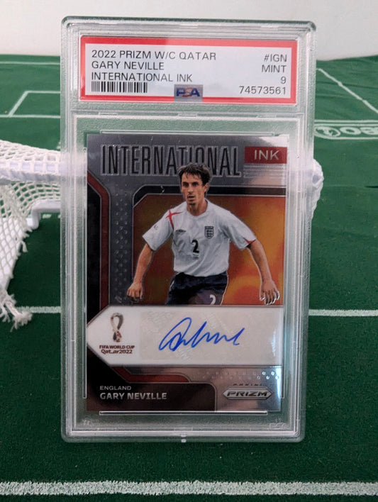 2022 Panini Prizm World Cup Gary Neville Auto Signatures England PSA 9 Mint