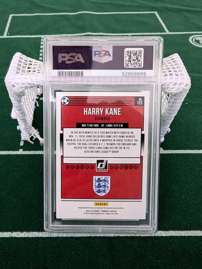 2018 Panini Donruss Harry Kane England PSA8 #123